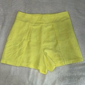 Bebe yellow dressy shorts